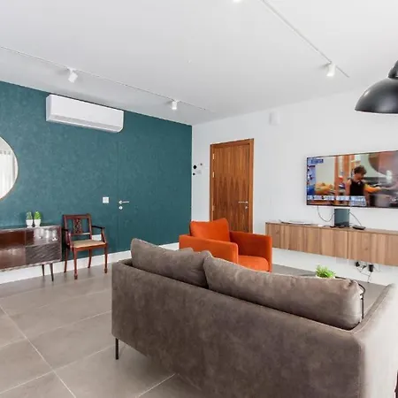 New - Bright 2 Bedroom In - Walking Distance To The By Sf Homes Marsaskala