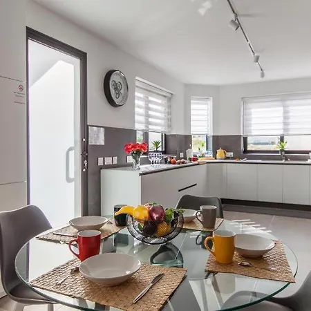 Διαμέρισμα New - Bright 2 Bedroom In - Walking Distance To The By Sf Homes