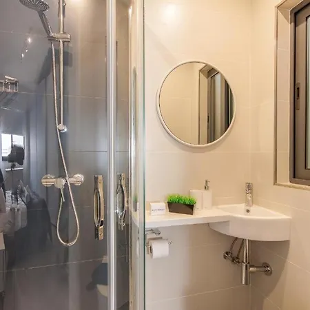 New - Bright 2 Bedroom In - Walking Distance To The By Sf Homes *