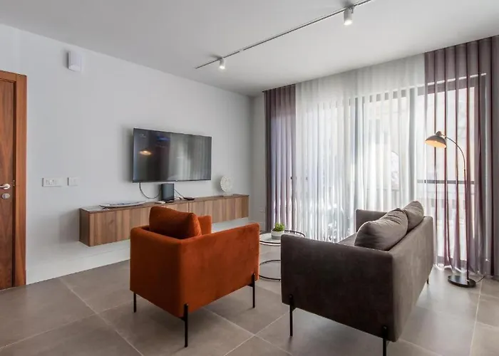 New - Bright 2 Bedroom In - Walking Distance To The By Sf Homes Apartament *