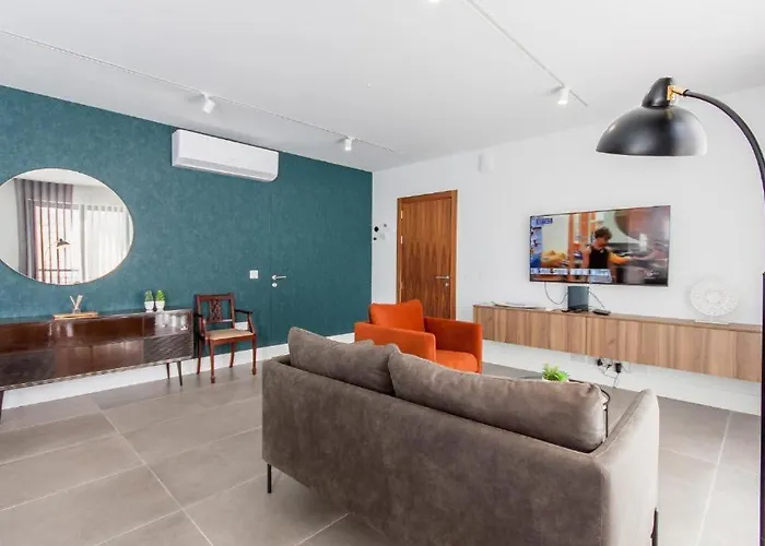 New - Bright 2 Bedroom In - Walking Distance To The By Sf Homes Marsaskala